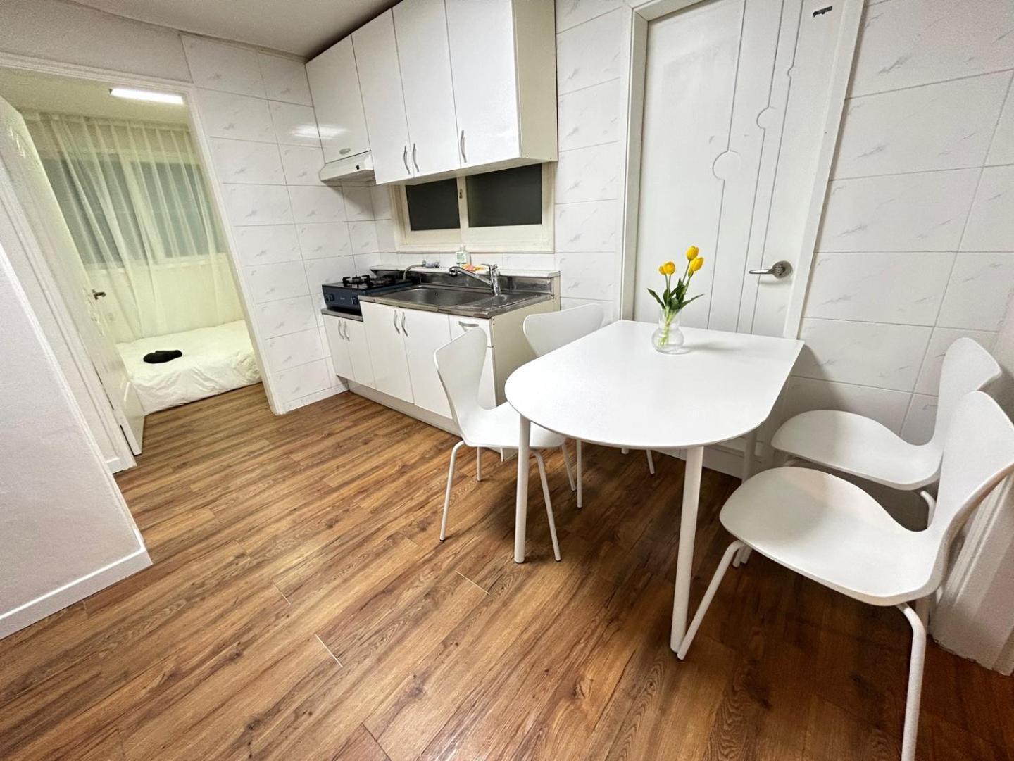 Jay House Seoul