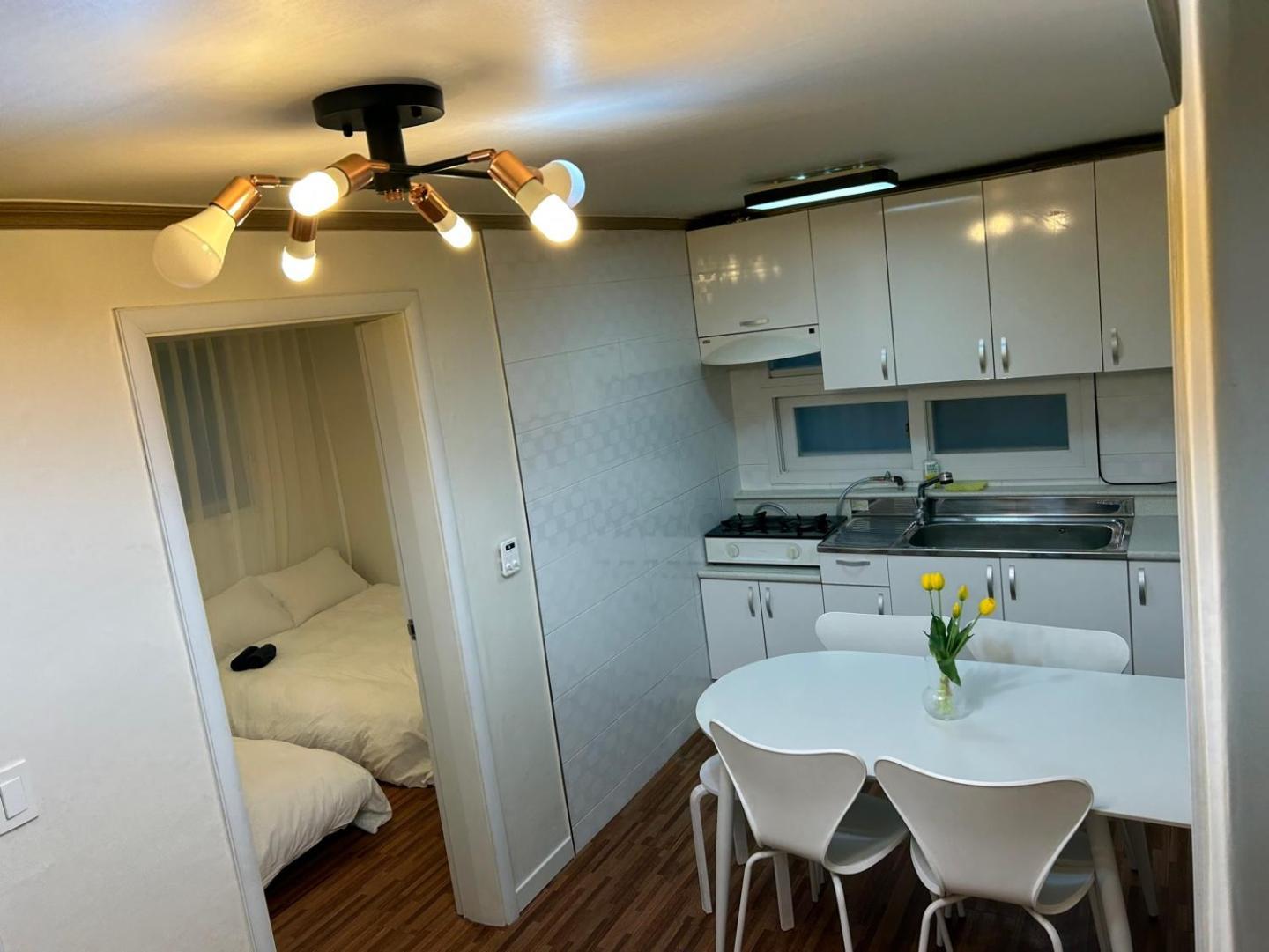 Guest house Jay House *